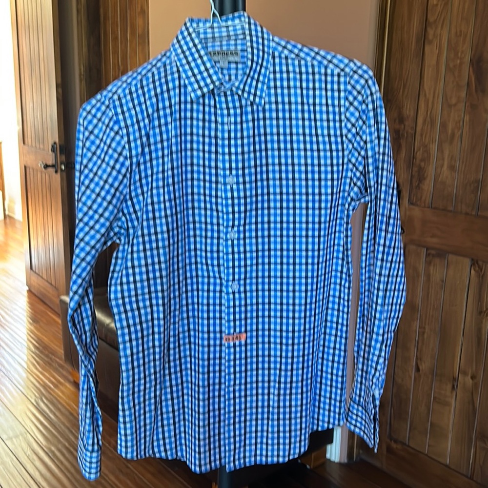 Express cotton shirts.